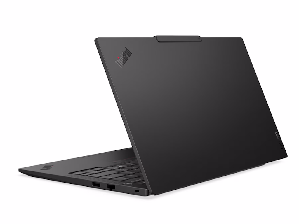ThinkPad E14 G7 bočna strana