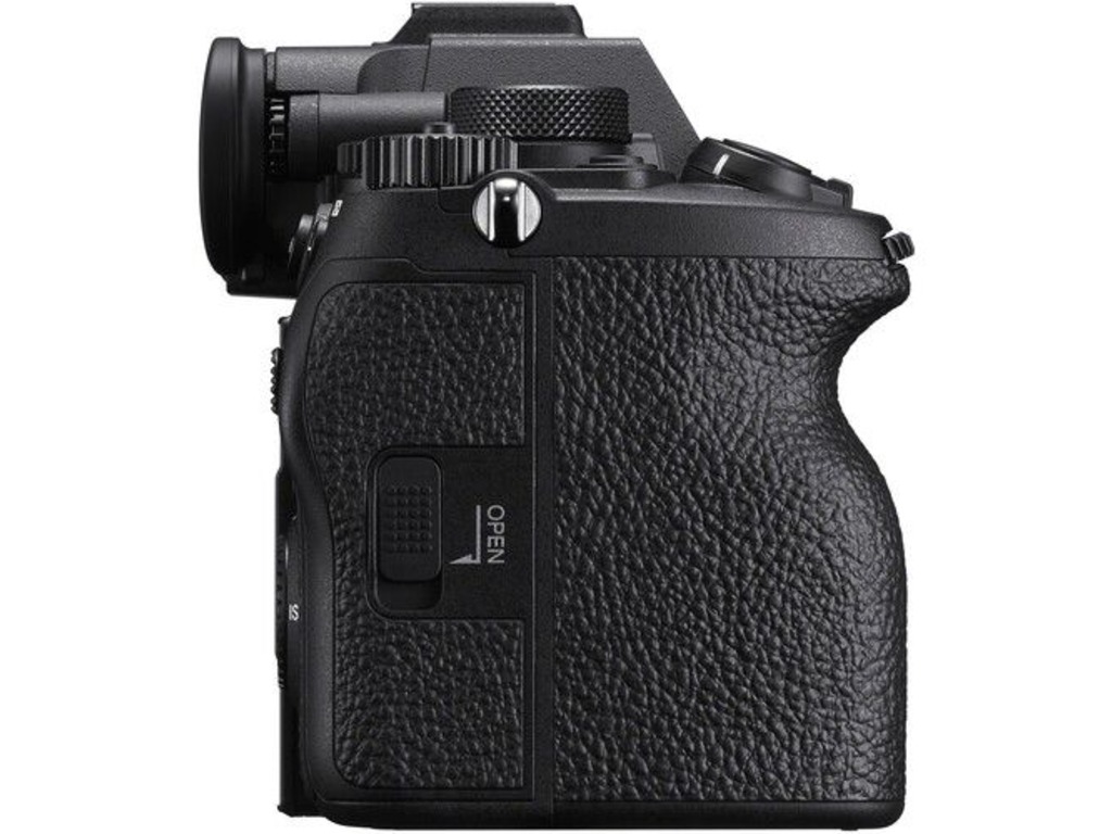 Sony Alpha a7R V Camera Body