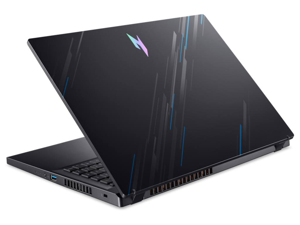 Acer Gaming Nitro ANV15-51 (15.6 inča, Intel Core i5-13420H, 8GB RAM, 512GB SSD, NVIDIA GeForce RTX 2050) laptop